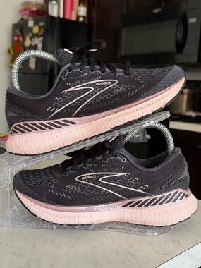 Women’s Brooks Glycerin 19 Black Pink Size 8 Wide 1D Running Shoes